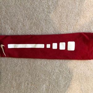 Nike elite sleeve